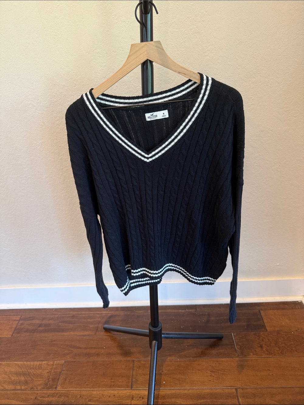 Hollister Navy V-Neck Cable Knit Sweater with White Stripe Accents